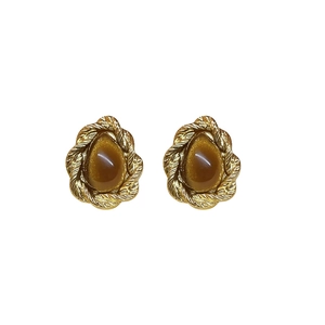 Vintage golden flower stud earrings featuring brown teardrop gemstones for women