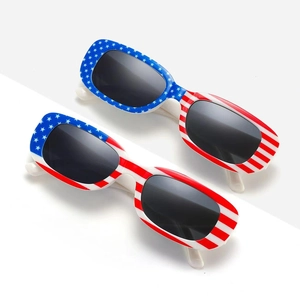 Patriotic Sunglasses US Flag Stars Stripes PC Frame AC Lens Rectangular Eyewear For Independence Day Party Props Adult