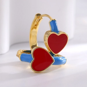 Fashion heart earrings with red and light blue enamel contrast in gold finish