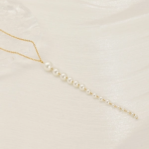 Collier Y en acier inoxydable doré style français avec perles blanches dégradées