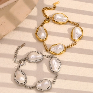 Bracelets élégants en perles baroques or 18 carats et argent avec ombre artistique