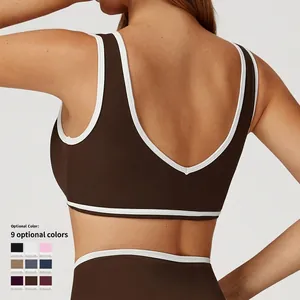 Soutien-gorge de sport à larges bretelles contrastées et dos nageur marron foncé
