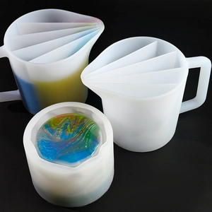 Three-piece translucent silicone split cups with multi-grid dividers for resin mixing