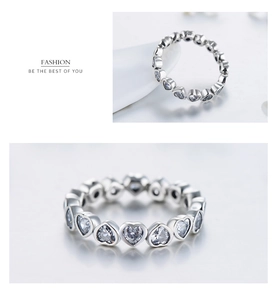 Detailed macro view showing a heart-shaped zircon inlay on a S925 sterling silver ring