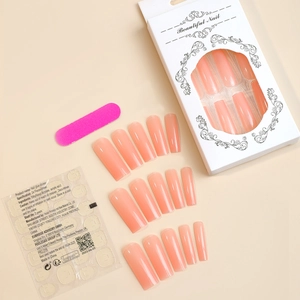 Coffret de faux ongles longs trapèze rose nude avec onglets adhésifs et lime à ongles
