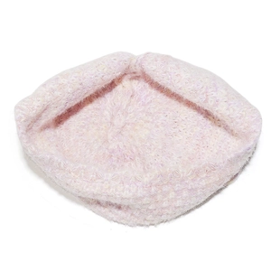 Detailansicht der weichen rosa Mohair-Stricktextur und des warmen Wintermaterials