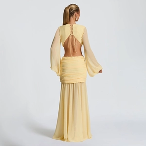 Rückenansicht von sexy tiefem V-Ausschnitt gelbes Chiffon-Maxikleid mit Rückenschnürung