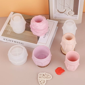 Detailweergave van siliconen mal voor DIY bloempotten met gezichten en decoraties