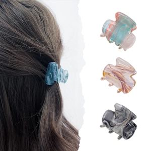 Mini acrylic marble claw clips in blue and mixed colors for princess hair styling