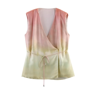 Ensemble haut cache-cœur sans manches et pantalon avec dégradé de couleurs rose et vert