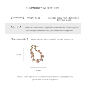 Infographic showing vintage flower necklace dimensions with tiger eye stone and crystals