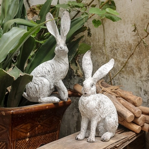 Resin Animal Figurines Rabbit Chicken Distressed White Finish Vintage American Style Garden Outdoor Indoor Home Decor Statues