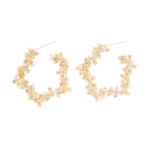 Sparkling star-shaped hoop earrings in gold finish with micro-paved rhinestones for women