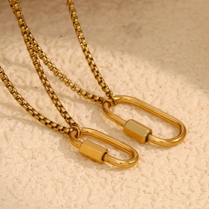 Carabiner Pendant Necklace Stainless Steel 18K Gold Plated Minimalist Geometric Box Chain Industrial Jewelry For Women