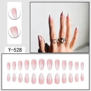 Faux ongles amande dégradé rose avec 24 pièces pour une manucure naturelle et élégante