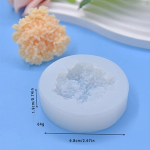Daisy daisy shape silicone mold for DIY baking and mousse cakes with dimensions 6.8cm x 1.9cm