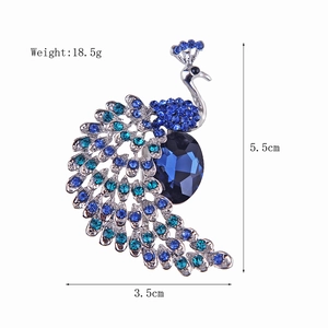 Exquisite peacock brooch with blue crystals and silver-tone alloy, height 5.5cm