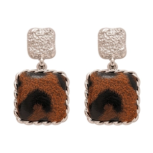 Vintage leopard print square earrings with hammered silver finish for women