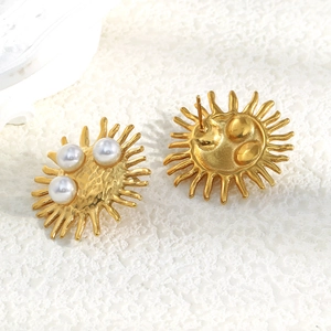 18K gold plated stainless steel sunburst earrings featuring three white round pearls