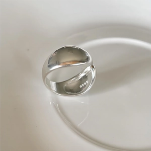 Minimalist 925 sterling silver drop ring with a wide polished mirror finish for women
