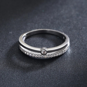S925 sterling silver layered ring for women with cubic zirconia pavé and center stone