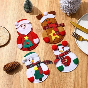 Christmas Tableware Holder Santa Claus Snowman Reindeer Non-Woven Fabric Cutlery Pouch For Holiday Dinner Table Decoration Party Accessories