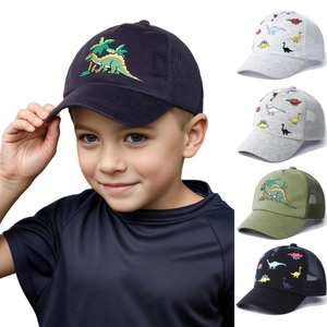 Atmungsaktive Kinder-Baseballkappe mit Dino-Stickerei für effektiven Sonnenschutz