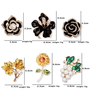 Elegant alloy brooch set featuring pearl flowers, crystal maple leaves and sunflower designs