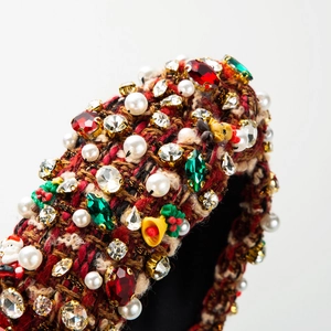 Serre-tête de Noël fait main avec perles et cloches sur un tissu tissé élégant