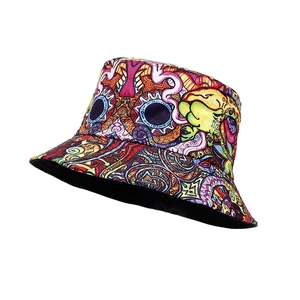 Cappello bucket reversibile con vivace stampa psichedelica per protezione solare
