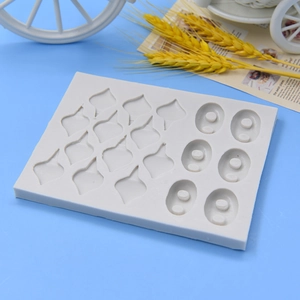 Silicone pig ear and nose mold for fondant cake decorating and DIY chocolate dessert crafts