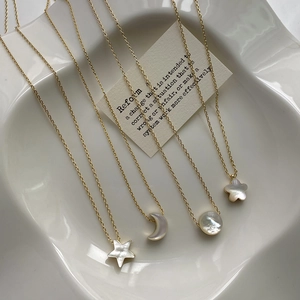 Pendant Necklace Mother Of Artificial Pearl Copper 14K Gold Plated Star Moon Round Flower Minimalist Elegant Jewelry Women