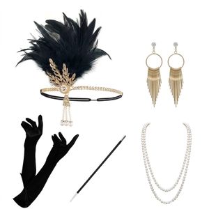 Set Gatsby des années 1920 avec bandeau à plumes, collier de perles et gants noirs