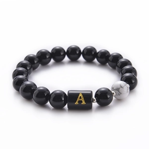 Black Agate And White Howlite Beaded Bracelet With Gold Initial Letter Alphabet Charm Unisex Simple Fashion Jewelry