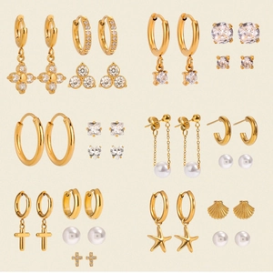 Set of 12 pairs of gold-plated stainless steel earrings with pearls and cubic zirconia
