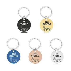 Round stainless steel keychains in five colors with Mi Mama engraving for Mother's Day