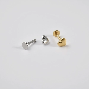 Lot de piercings labret 16G en acier inoxydable en forme de cœur poli