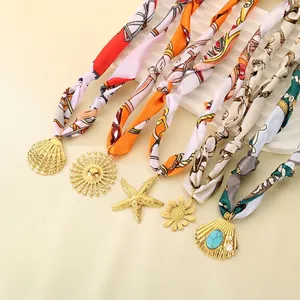 Collier Foulard En Satin Éclatant Avec Pendentif Étoile De Mer Coquille En Acier Inoxydable Bijoux Style Océan