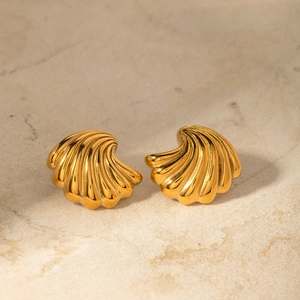 18k gold plated stainless steel wave shell earrings with elegant fan-shaped design