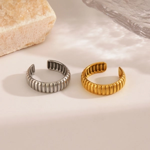 Retro stainless steel open rings with vertical stripes in gold and silver finish