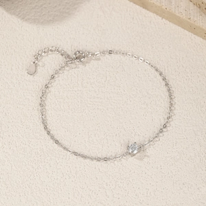 S925 sterling silver chain bracelet featuring a sparkling round 0.5ct moissanite stone