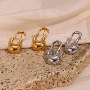 Boucles D'oreilles Puces Goutte D'eau Creuses Irrégulières Pour Femmes Acier Inoxydable Plaqué Or 18 Carats Bijoux Minimalistes