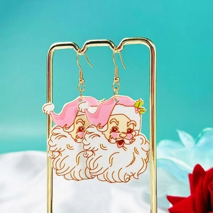 Boucles d'oreilles Père Noël en acrylique avec bonnets roses sur support doré