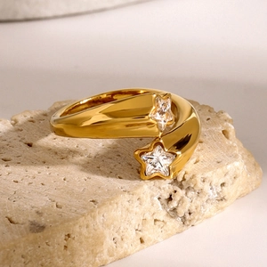 Polished gold-plated stainless steel open ring with two sparkling star-shaped zircons