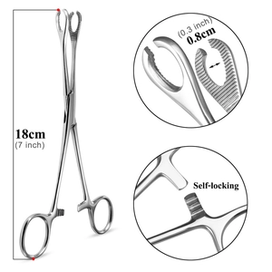 Dettaglio pinza per piercing in acciaio inox da 18cm con ganasce autobloccanti