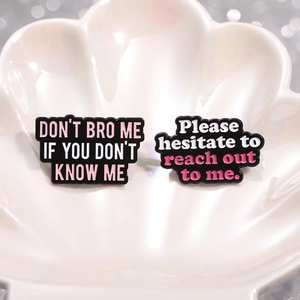 Funny motivational slogans on round metal pins for bags or clothes decoration
