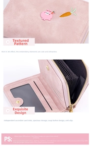 Petit portefeuille rose avec broderie lapin et fentes pour cartes en accordéon