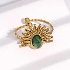 18k gold plated stainless steel ring featuring green natural stone and hammer texture