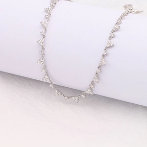 S925 sterling silver clavicle necklace with sparkling heart and triangle cubic zirconia