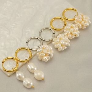 Boucles d'oreilles créoles perles baroques en acier inoxydable doré 18k et argenté
